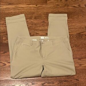 a new day Women's Ankle & Cropped Jeans in Khaki